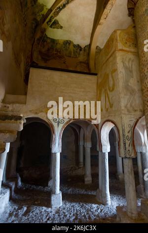 Architettura interna dell'Eremo di San Baudelio de Berlanga Foto Stock