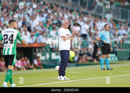 Sevilla, Spagna. 13th Ott 2022. Jose Mourinho (Roma) Calcio : UEFA Europa League fase Gruppo C matchday4 tra Real Betis Balompie 1-1 COME Roma all'Estadio Benito Villamarin di Siviglia, Spagna . Credit: Mutsu Kawamori/AFLO/Alamy Live News Foto Stock