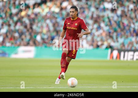 Sevilla, Spagna. 13th Ott 2022. Chris Smalling (Roma) Calcio/Calcio : UEFA Europa League fase Gruppo C matchday4 tra Real Betis Balompie 1-1 COME Roma all'Estadio Benito Villamarin di Siviglia, Spagna . Credit: Mutsu Kawamori/AFLO/Alamy Live News Foto Stock