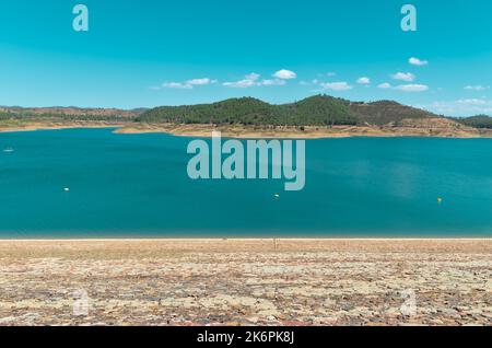 Diga di Santa Clara a Odemira. Alentejo, Portogallo Foto Stock