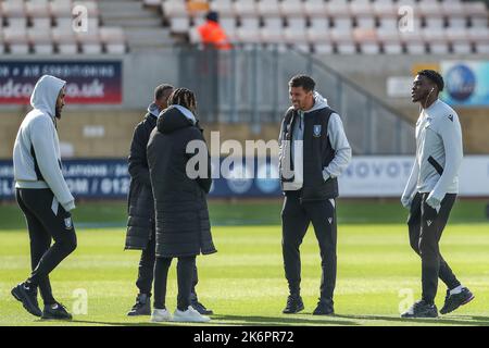 Cambridge, Regno Unito. 15th Ott 2022. I giocatori del mercoledì di Sheffield arrivano davanti alla partita della Sky Bet League 1 Cambridge United vs Sheffield mercoledì all'Abbey Stadium, Cambridge, Regno Unito, 15th ottobre 2022 (Photo by Gareth Evans/News Images) a Cambridge, Regno Unito il 10/15/2022. (Foto di Gareth Evans/News Images/Sipa USA) Credit: Sipa USA/Alamy Live News Foto Stock