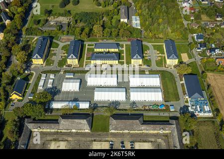 Veduta aerea, ex caserma Kanaal van Wessem, complesso abitativo e rifugio per rifugiati, Soest, Soester Börde, Renania settentrionale-Vestfalia, Germania, DE, Europa Foto Stock