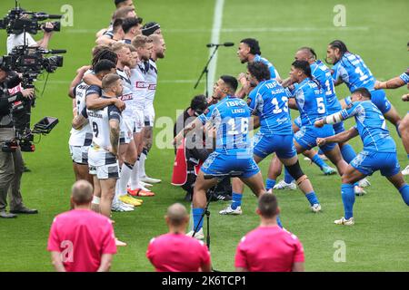 Samoa fare la Siva Tauduring la partita di Coppa del mondo di Rugby 2021 Inghilterra vs Samoa a St. James's Park, Newcastle, Regno Unito. 15th Ott 2022. (Foto di Mark Cosgrove/News Images) a Newcastle, Regno Unito, il 10/15/2022. (Foto di Mark Cosgrove/News Images/Sipa USA) Credit: Sipa USA/Alamy Live News Foto Stock