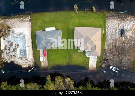 Case allagate da uragano Ian pioggia in Florida zona residenziale. Conseguenze di disastro naturale. Foto Stock