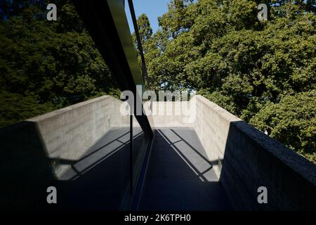 Pavillon le Corbusier (ex Centre le Corbusier / Heidi Weber Museum), completato nel 1967, Zürich, Svizzera, agosto 2022 Foto Stock