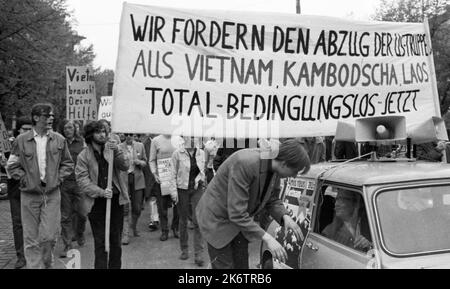 La guerra dell'esercito americano in Vietnam, Cambogia e Laos ha incontrato una crescente opposizione da parte del pubblico tedesco negli anni '1960s, in particolare da parte dell' Foto Stock