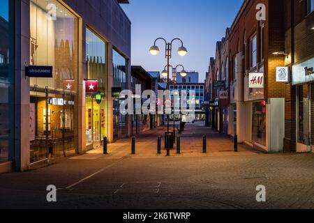 Crawley Town Centre, con vista sul centro commerciale suburbano 'The Martletts' 'Crawley New Town', Foto Stock