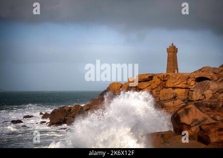 Regione francese Bretagne colpito dall'uragano Eunice nel febbraio 2022 Foto Stock