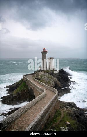 Regione francese Bretagne colpito dall'uragano Eunice nel febbraio 2022 Foto Stock