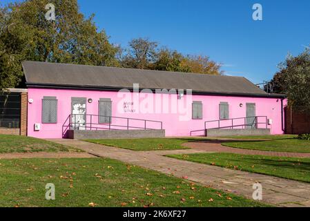 Edificio Chalkwell Hall a Chalkwell Park, Westcliff on Sea, Southend on Sea, Essex, Regno Unito. Metal Art School, presso Metal Southend come centro di arte e cultura Foto Stock