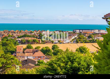 Vista panoramica della città costiera di Hythe-a, ai margini della palude di Romney, nel quartiere di Folkestone e Hythe, sulla costa meridionale del Kent Foto Stock