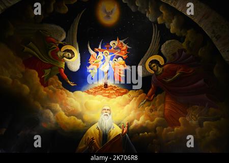 GRECIA. TESSAGLIA. METEORA. MONASTERO CRISTIANO ORTODOSSO DI VARLAAM, ARROCCATO AL VERTICE DI IMPONENTI MASSE DI ROCCIA GRIGIA, SCOLPITA DALL'EROSIONE. IL SIT Foto Stock