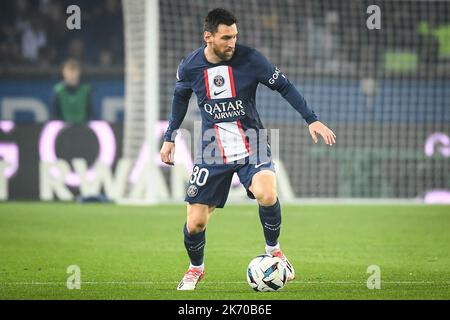 Parigi, Francia, Francia. 16th Ott 2022. Lionel (Leo) MESSI di PSG durante la partita Ligue 1 tra Paris Saint-Germain (PSG) e Olympique de Marseille (OM) allo stadio Parc des Princes il 16 ottobre 2022 a Parigi, Francia. (Credit Image: © Matthieu Mirville/ZUMA Press Wire) Credit: ZUMA Press, Inc./Alamy Live News Foto Stock