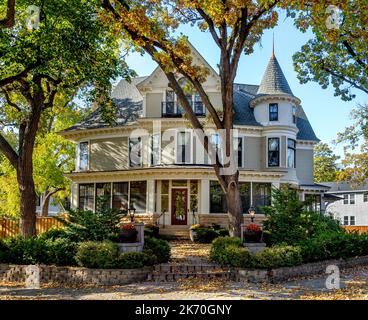 Casa di epoca vittoriana famosa per essere stata presentata nella sequenza di apertura della serie televisiva del 1970s The Mary Tyler Moore Show. Foto Stock