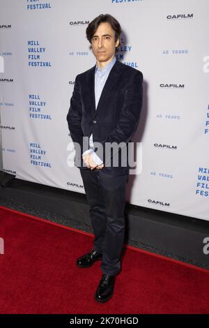 San Rafael, Stati Uniti. 15th Ott 2022. Il regista Noah Baumbach arriva alla prima edizione di "White Noise" al 45th Mill Valley Film Festival presso lo Smith Rafael Film Center il 15 ottobre 2022 a San Rafael, California. Foto: Foto Happy Photos/imageSPACE/Sipa USA Credit: Sipa USA/Alamy Live News Foto Stock