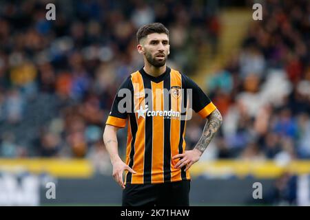 Hull, Regno Unito. 16th Ott 2022. Do?ukan Sinik #11 di Hull City durante la partita del Campionato Sky Bet Hull City vs Birmingham City al MKM Stadium, Hull, Regno Unito, 16th ottobre 2022 (Foto di ben Early/News Images) a Hull, Regno Unito il 10/16/2022. (Foto di ben Early/News Images/Sipa USA) Credit: Sipa USA/Alamy Live News Foto Stock