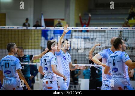 PalaBianchini, Latina, Italia, 16 ottobre 2022, Exultation (Top Volley Cisterna) durante Top Volley Cisterna vs Pallavolo Padova - Volley Italiano Foto Stock