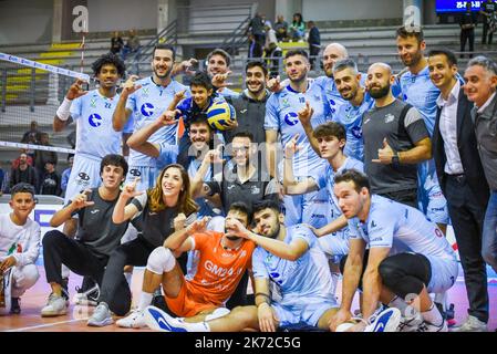 PalaBianchini, Latina, Italia, 16 ottobre 2022, Exultation (Top Volley Cisterna) durante Top Volley Cisterna vs Pallavolo Padova - Volley Italiano Foto Stock