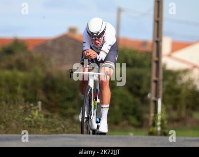 Ellen van Dijk di Trek-Segafredo, 1st° posto durante l'UCI Chrono des Nations 2022, gara di Ciclismo femminile il 16 ottobre 2022 a Les Herbiers, Francia - Foto Laurent Lairys / DPPI Foto Stock