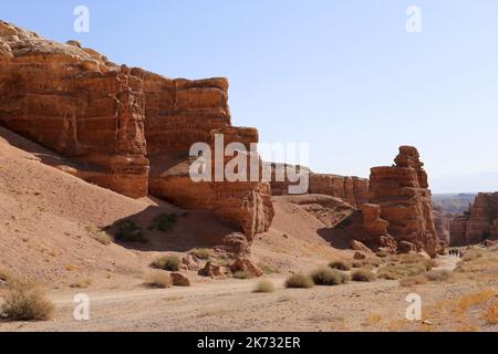 Kyzylsai (alias Valle dei Castelli), Parco Nazionale del Charyn Canyon, montagne Tien Shan, Regione di Almaty, Kazakistan, Asia Centrale Foto Stock