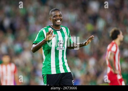 William Carvalho di Real Betis celebra un gol durante il campionato spagnolo la Liga partita di calcio tra Real Betis e UD Almeria il 16 ottobre 2022 allo stadio Benito Villamarin di Siviglia, Spagna - Foto: Joaquin Corchero/DPPI/LiveMedia Foto Stock