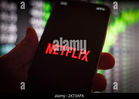 Il logo Netflix è visto in questa foto di illustrazione su un dispositivo mobile portatile a Varsavia, Polonia, il 14 ottobre 2022. (Foto di Jaap Arriens / Sipa USA) Foto Stock