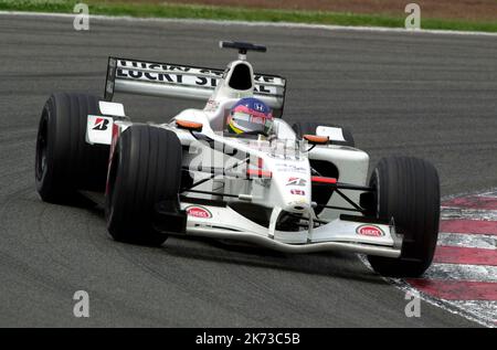 FOTO ARCHIVIO: 25 anni fa, il 26 ottobre 1997, Jacques Villeneuve diventa campione del mondo di Formula 1, Formula 1, GP di Spagna a Barcellona il 04/28/2002 Jacques VILLENEUVE, CAN, BAR-Honda, Aktion, QF ?SVEN SIMON, Huyssenallee 40 -42,45128 e ssen #tel.0201/45 56#fax 0201/23 45 39#account 1428150 Commerzbank e ssen BLZ 36040039. Foto Stock