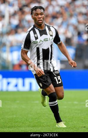 Destiny Udogie di Udinese Calcio durante la Serie Una partita di calcio tra SS Lazio e Udinese Calcio allo stadio Olimpico di Roma (Italia), 16 ottobre Foto Stock