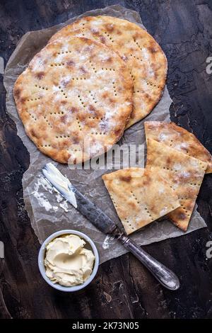 Pane fatto in casa a base di purè di patate Foto Stock