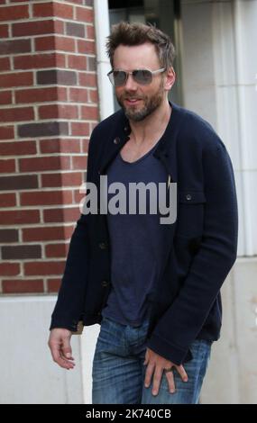 ©WCN/MAXPPP/ROSARIO - Joel McHale al negozio Porsche Design di Beverly Hills. dicembre 9 2016 Foto Stock