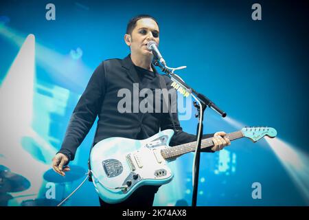 Placebo si esibiscono al festival musicale le Printemps de Bourges che si tiene a Bourges, in Francia, nel corso di cinque giorni. Si tratta ora di un evento importante in Francia e in Europa. Foto Stock