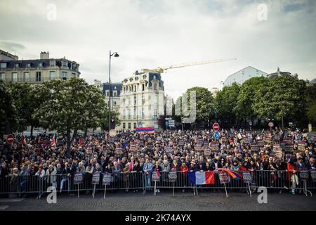 Discorso di Francois Hollande in occasione della commemorazione del genocidio armeno. Foto Stock