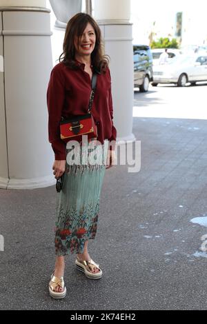 Ospiti dell'Hotel Martinez durante la 70th edizione del Festival International du Film de Cannes, che si terrà il 21/05/2017 a Cannes. Il festival del cinema si svolge dal 17 al 28 maggio. Foto : Iris Berben © Pierre Teyssot / Maxppp Foto Stock