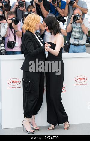 Attore Vincent Perez regista Roman Polanski, attrici Emmanuelle Seigner, attrice Eva Green partecipano alla fotocellula "Based on A True Story" durante il 70th° Festival di Cannes al Palais des Festivals Foto Stock