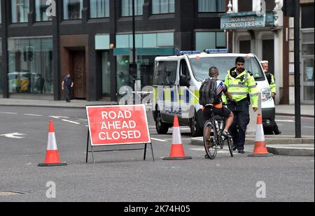 LONDRA Poche ore dopo vicino alla scena dell'incidente terroristico di ieri sera, il 4 2017 giugno Foto Stock