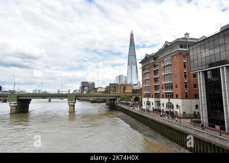 LONDRA Poche ore dopo vicino alla scena dell'incidente terroristico di ieri sera, il 4 2017 giugno Foto Stock