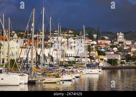 Portogallo, Azzorre, isola di Faial, Horta, porto, Foto Stock