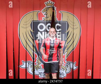 Wesley Sneijder ha firmato per la squadra di calcio francese di OGC Nice Foto Stock