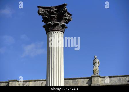 Roma, Italia, feb 2018 - Cinecittà è un grande studio cinematografico a Roma. Con una superficie di 400.000 metri quadrati, è il più grande studio cinematografico d'Europa ed è considerato il fulcro del cinema italiano. Gli studi sono stati costruiti durante l'era fascista come parte di uno schema per rilanciare l'industria cinematografica italiana Foto Stock