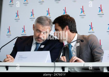 Conferenza stampa per prendere posizione sull'organizzazione dei Giochi olimpici a Parigi nel 2024, in occasione della visita della commissione di coordinamento del CIO. Alla presenza di Etienne Thobois, Direttore Generale del Comitato Organizzatore dei Giochi Olimpici di Parigi 2024, Tony Estanguet Presidente di Parigi 2024, a Parigi, il 18 giugno 2018. Foto Stock