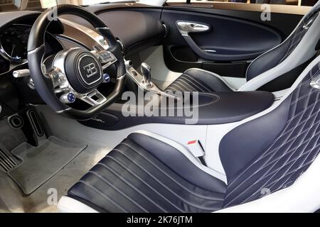 Intérieur de la Bugatti Chiron. FOTO Alexandre MARCHI. - Molsheim, Francia, nov 15t 2018 - stabilimento di Bugatti Foto Stock