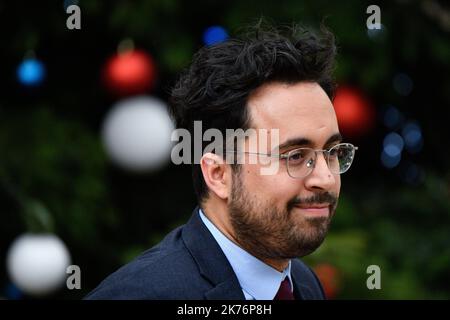 Mounir Mahjoubi, le Secretaire d'etat aupres du Premier Ministre et Charge du Numerique en sortie du Conseil des Ministres le Mercredi 09 gennaio 2019 / 09/01/2019 - Francia / Ile-de-France (regione) / Parigi - Mounir Mahjoubi, Segretario di Stato al primo Ministro e responsabile di Digital all'uscita del Consiglio dei Ministri mercoledì 09 gennaio 2019 Foto Stock