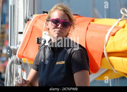 Susie Goodall durante il ritorno del 1968 Sunday Times Golden Globe Yacht Race. Foto Stock