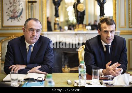 Il presidente francese Emmanuel Macron con il ministro francese dell'Agricoltura e dell'alimentazione Didier Guillaume all'Elysee Palace di Parigi il 11 febbraio 2019 FOTO ELIOT BLONDT / POOL / MAXPPP Foto Stock