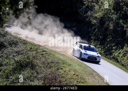 ©PHOTOPQR/CORSE MATIN ; Essais Hyundai i20 WRC sur les routes de Aghione en vue du Tour de Corse WRC 2019. Sébastien Loeb Foto Xavier GRIMALDI Bastia 14/03/2019 Sebastian Loeb di Francia guida il suo Hyundai i20 il 14 marzo 2019 per la prossima CORSICA linea Tour de Corse *** Caption locale *** Foto Stock