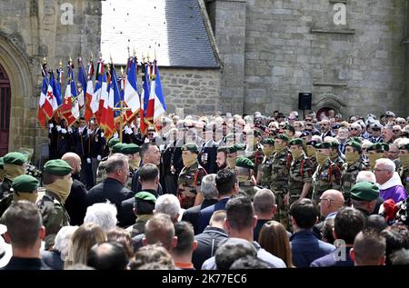 I funerali di Cédric de Pierreont sono stati uccisi durante un raid per salvare quattro ostaggi nella regione africana del Sahel la scorsa settimana Larmor Plage Foto Stock