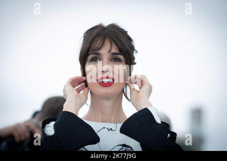 Cinéma Cannes (06), le 24 mai 2019 Photocall de RENDEZ-VOUS CON… SYLVESTER STALLONE & RAMBO V : LAST BLOOD (Etats-Unis) avec Sylverster Stallone et Paz Vega Photo LP / Fred Dugit 72nd° Festival di Cannes a Cannes, Francia, maggio 2019. Il festival del cinema si terrà dal 14 al 25 maggio. Foto Stock