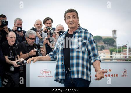 Cinéma Cannes (06), le 24 mai 2019 Photocall de RENDEZ-VOUS CON… SYLVESTER STALLONE & RAMBO V : LAST BLOOD (Etats-Unis) avec Sylverster Stallone et Paz Vega Photo LP / Fred Dugit 72nd° Festival di Cannes a Cannes, Francia, maggio 2019. Il festival del cinema si terrà dal 14 al 25 maggio. Foto Stock