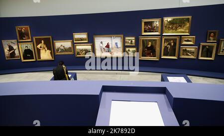 Lens, France, Sept 24th 2019 - Louvre Lens Museum POLOGNE, 1840 - 1918 DIPINGERE L’ANIMA DI UNA NAZIONE l’anno 2019 segna il centenario della firma, il 3 settembre 1919, dell’accordo tra Francia e Polonia “sull’emigrazione e l’immigrazione”. Ha portato all'arrivo di un gran numero di lavoratori polacchi in Francia, in particolare nella regione mineraria nel nord del paese. Foto Stock