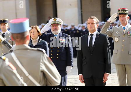 Presidente francese durante i funerali onorificenze versate all'ex Presidente francese J.Chirac nel cortile d'onore di Invalides a Parigi, in Francia, il 30 settembre 2019. POOL/CYRIL MOREAU/MAXPPP Foto Stock